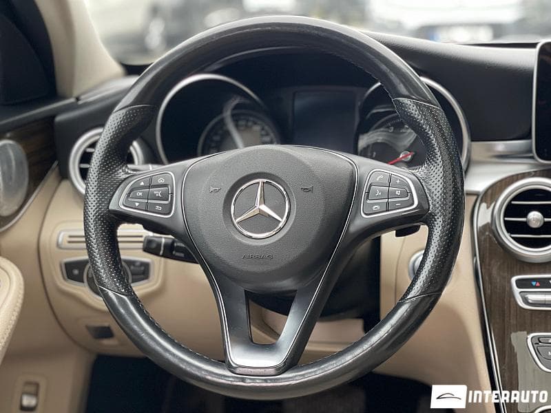 2016 Mercedes C 300 — Miniatură 10