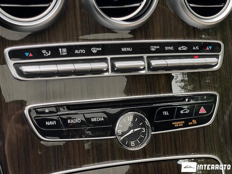 2016 Mercedes C 300 — Miniatură 15