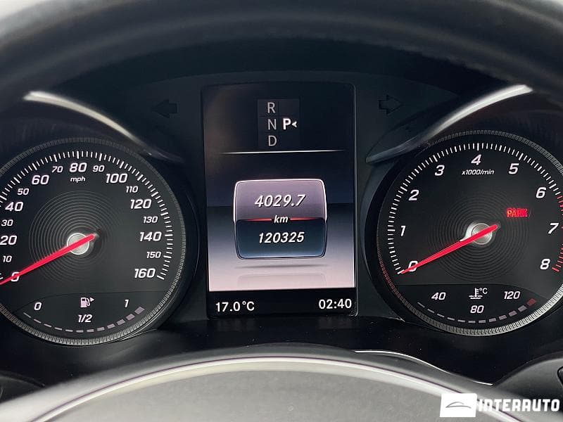 2016 Mercedes C 300 — Miniatură 11