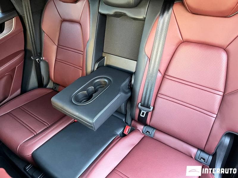 Porsche Cayenne 2024 — Миниатюра 18