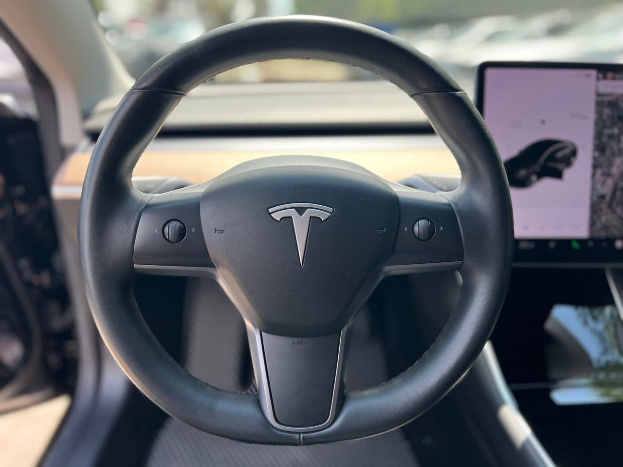 Tesla Model 3 2018 — Миниатюра 8