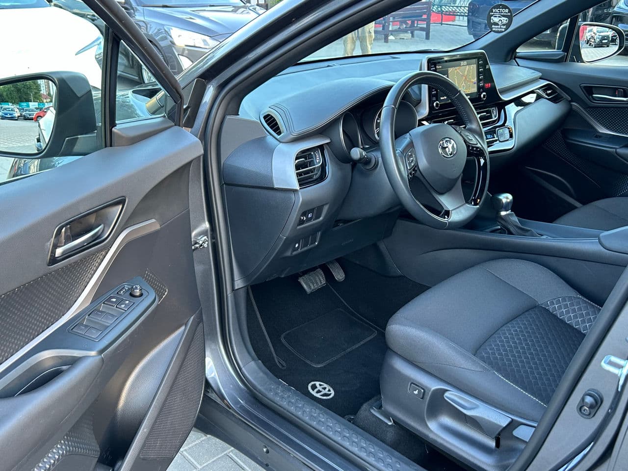 Toyota C-HR 2022 — Миниатюра 5
