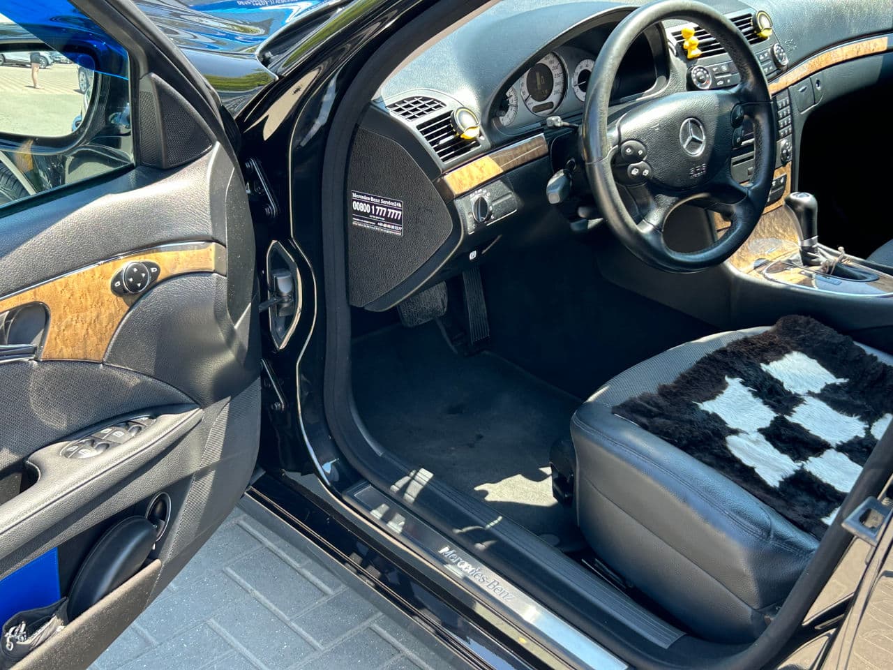 Mercedes E 200 2008 — Миниатюра 5