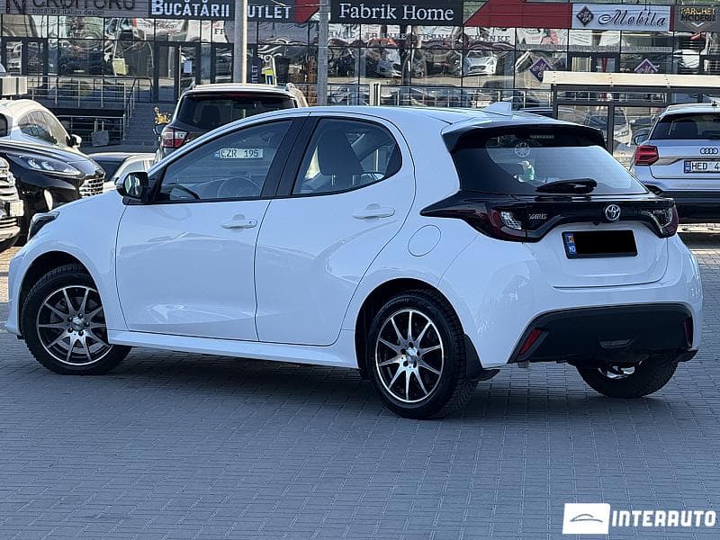 Toyota Yaris 2023 — Миниатюра 4