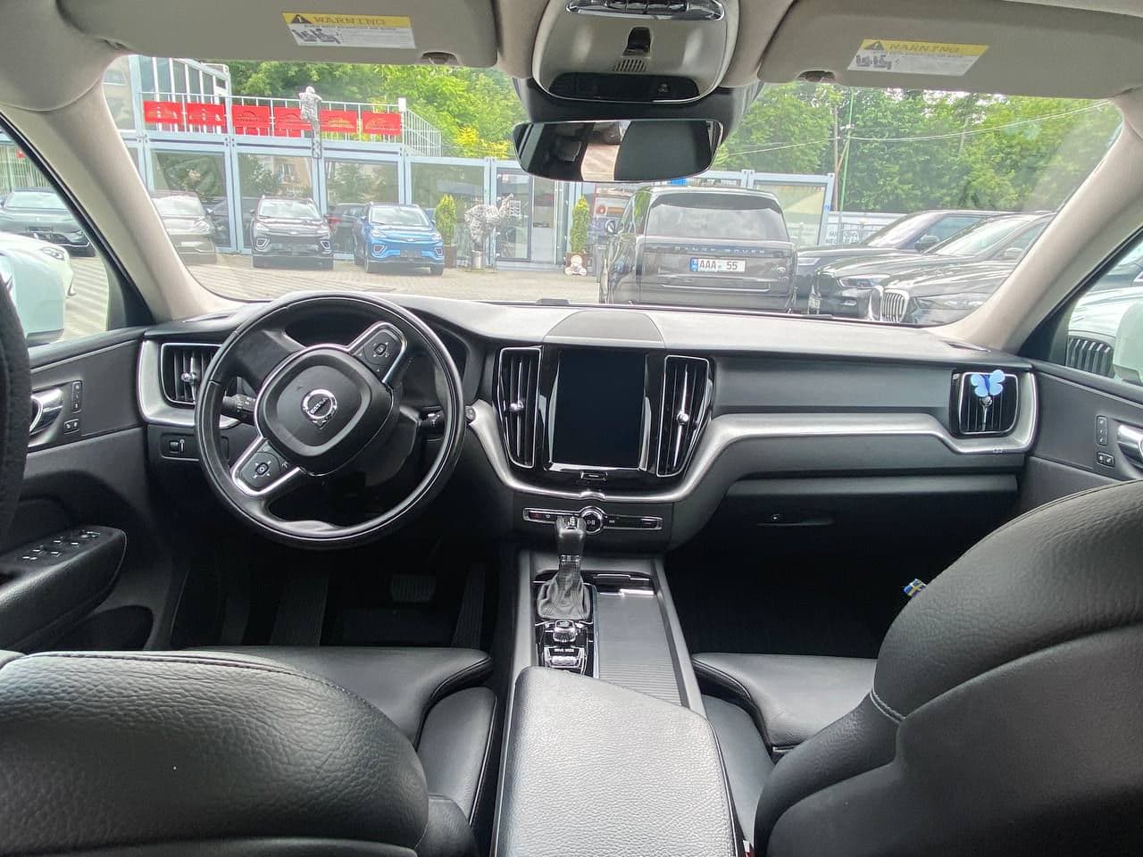 Volvo XC 60 2018 — Миниатюра 7