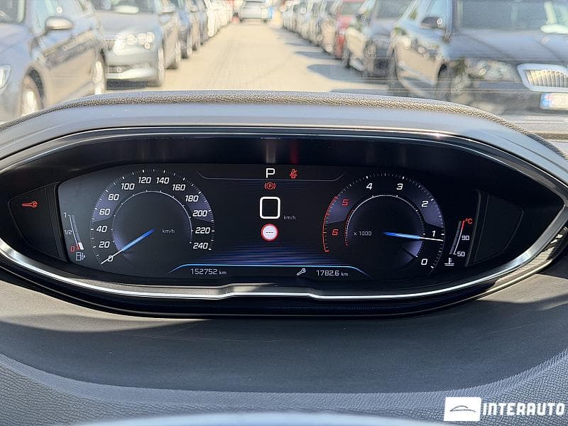Peugeot 3008 2018 — Миниатюра 10