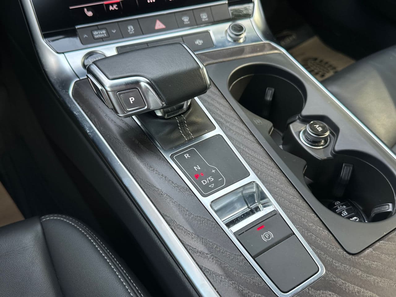 Audi A6 2021 — Миниатюра 17