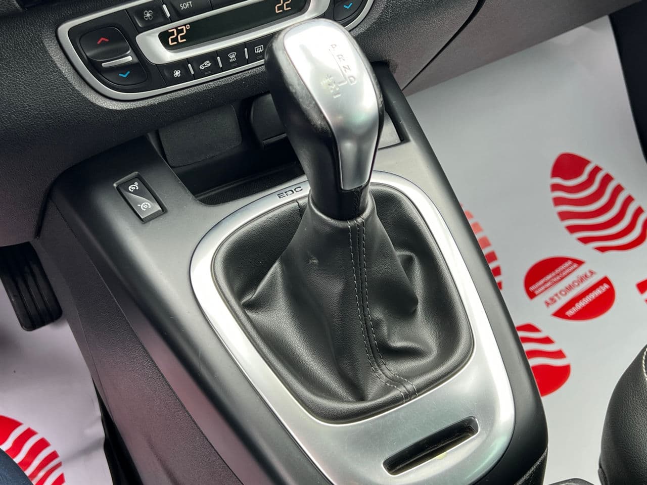 Renault Grand Scenic 2014 — Миниатюра 12