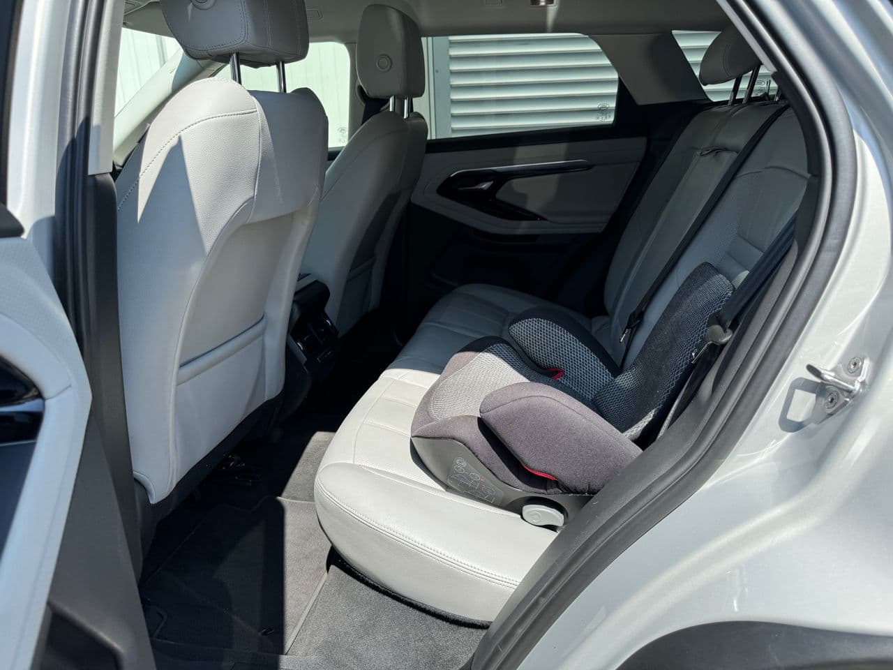 Land Rover Range Rover Evoque 2020 — Миниатюра 17