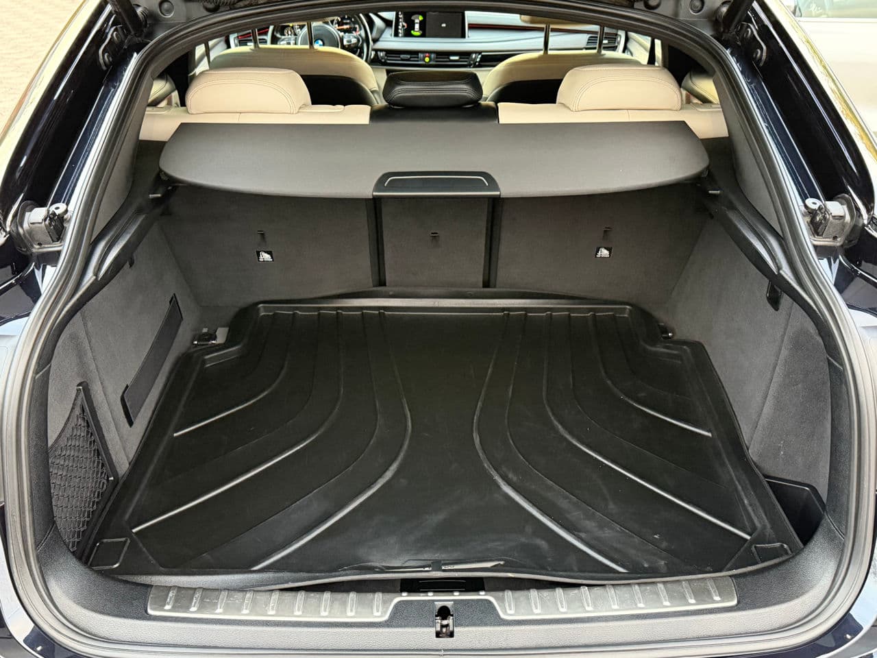 BMW X6 4.0D 2017 — Миниатюра 21