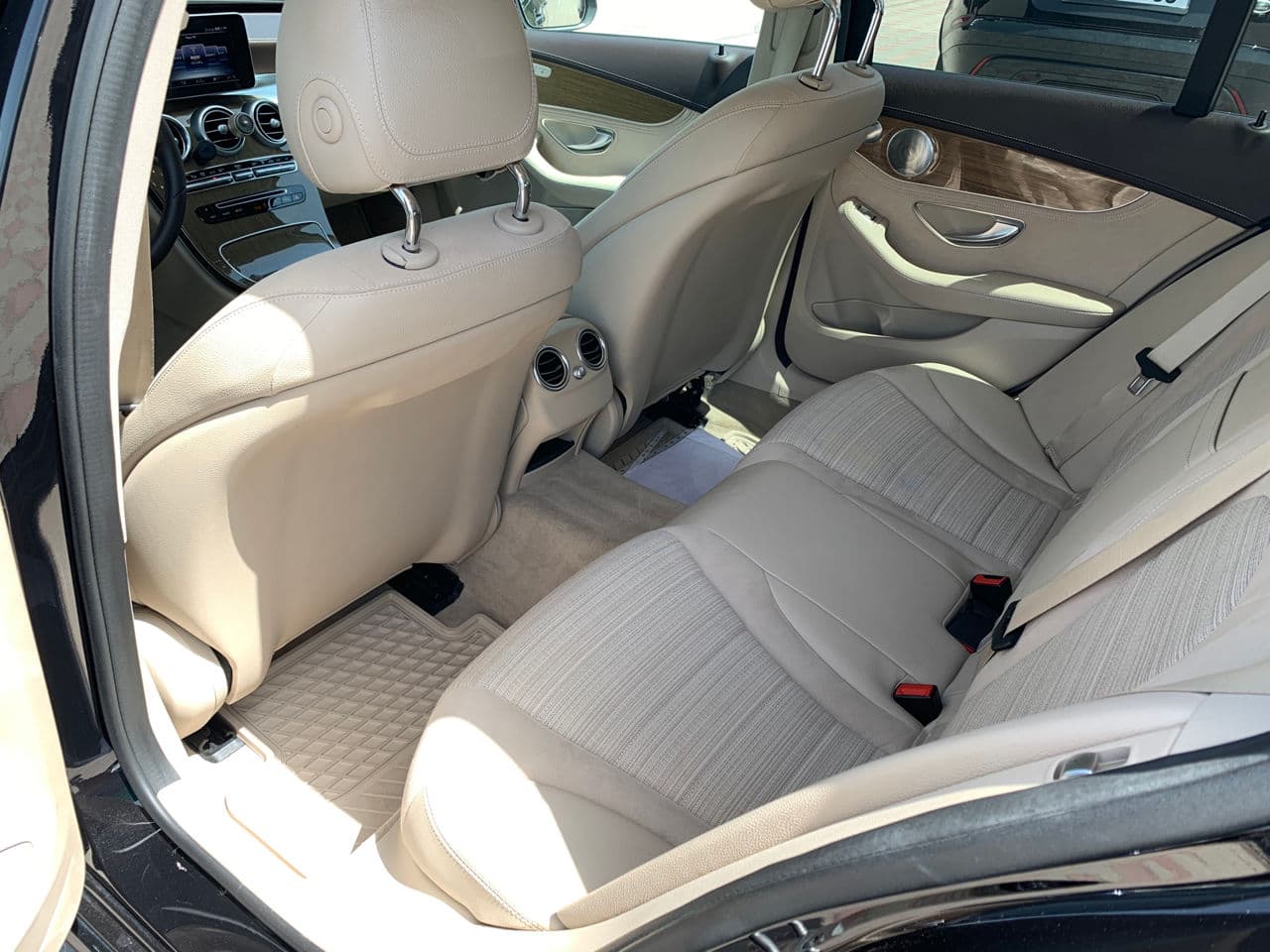 Mercedes C 350e 2015 — Миниатюра 19