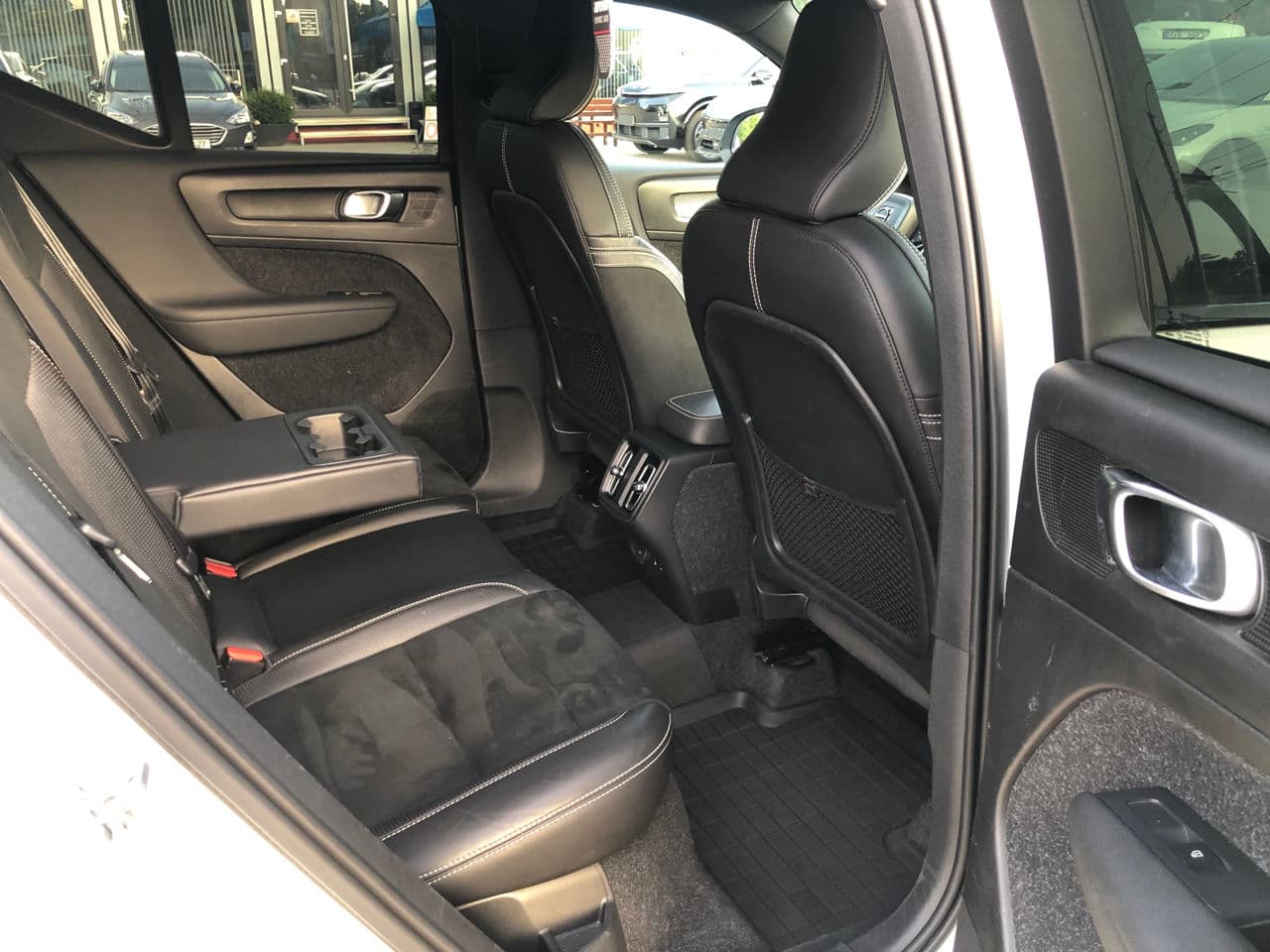 Volvo XC 40 2019 — Миниатюра 15