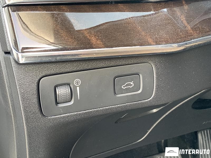 Volvo XC 90 2015 — Миниатюра 11