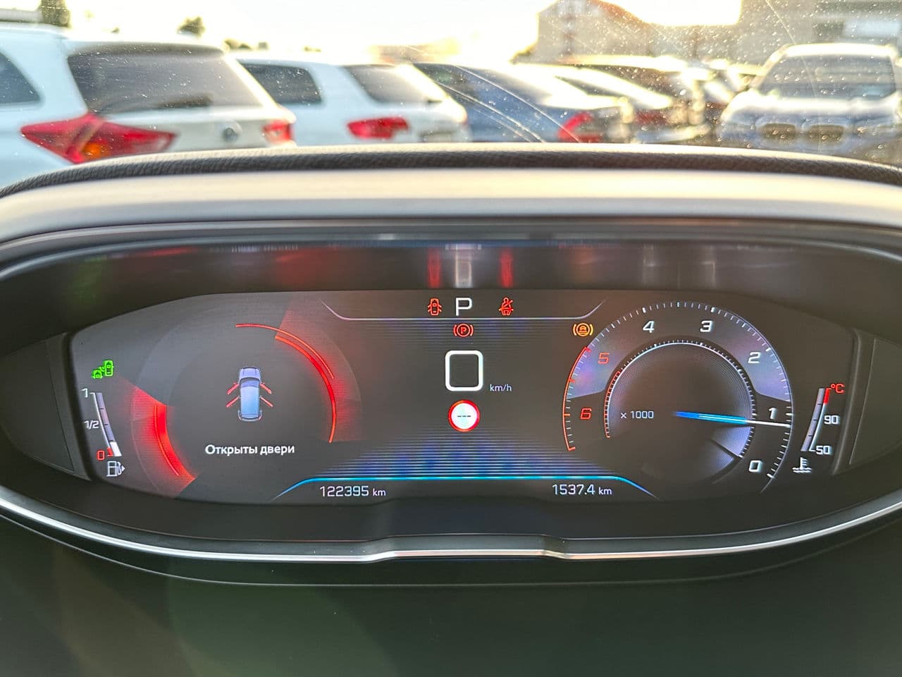 Peugeot 3008 2018 — Миниатюра 11
