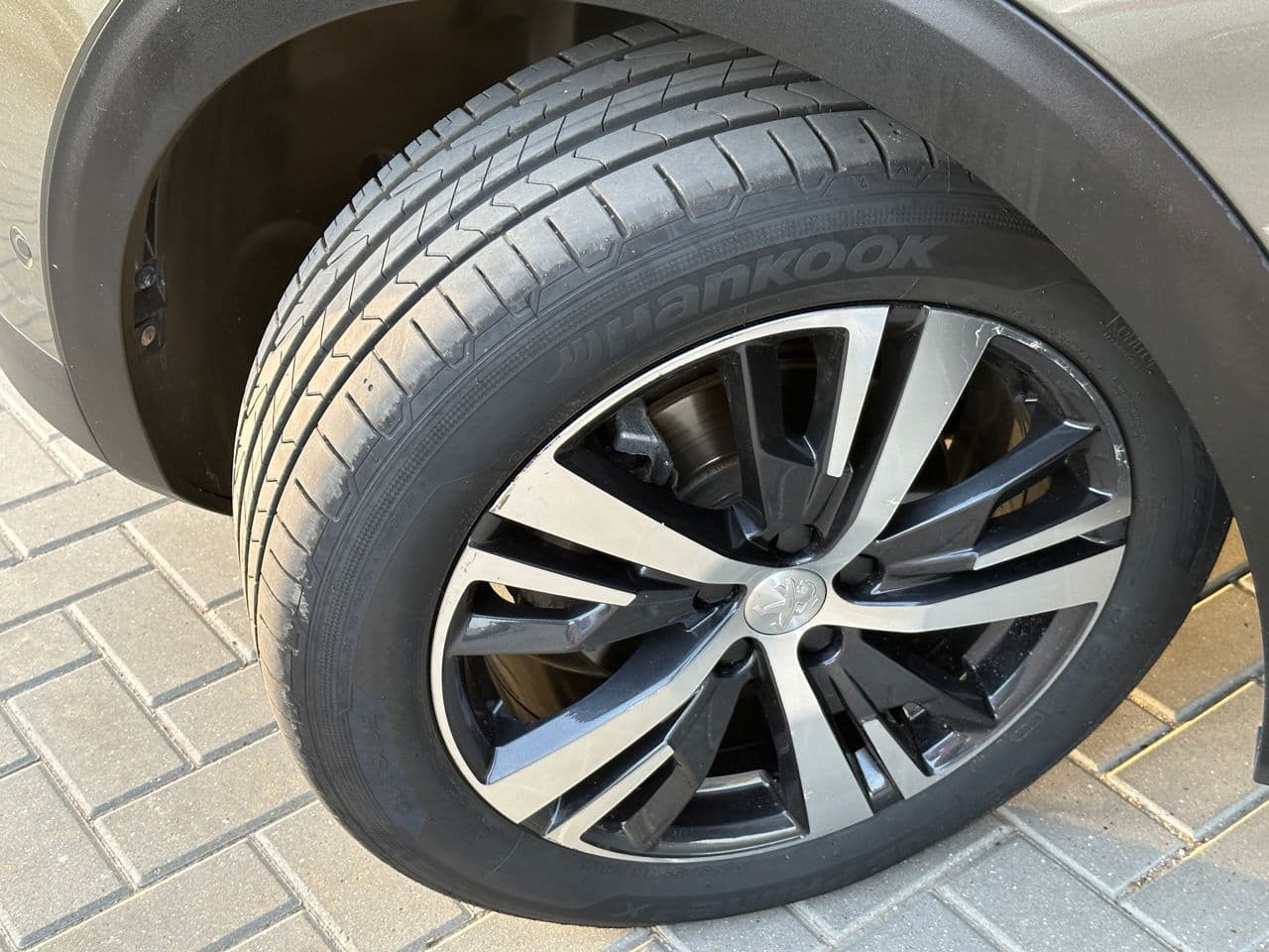 Peugeot 3008 2018 — Миниатюра 20