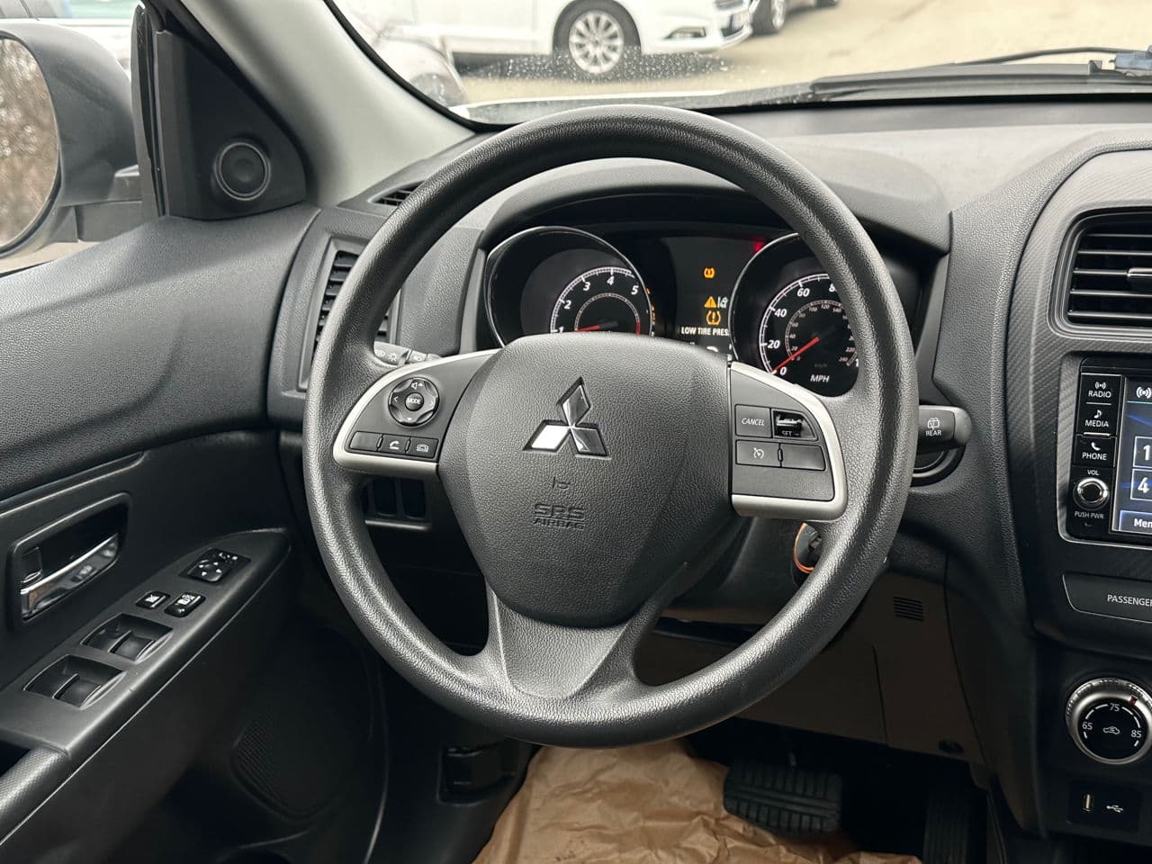 Mitsubishi Outlander Sport 2021 — Миниатюра 9