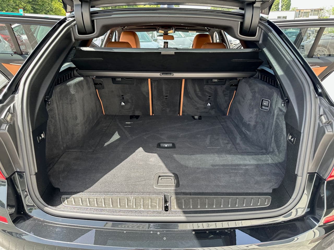 BMW 520 2018 — Миниатюра 22