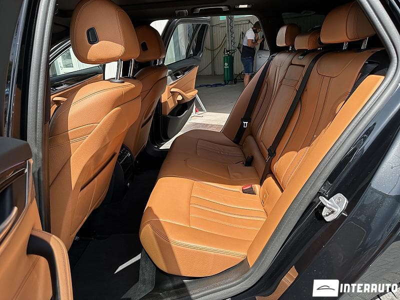 BMW 520 2018 — Миниатюра 7