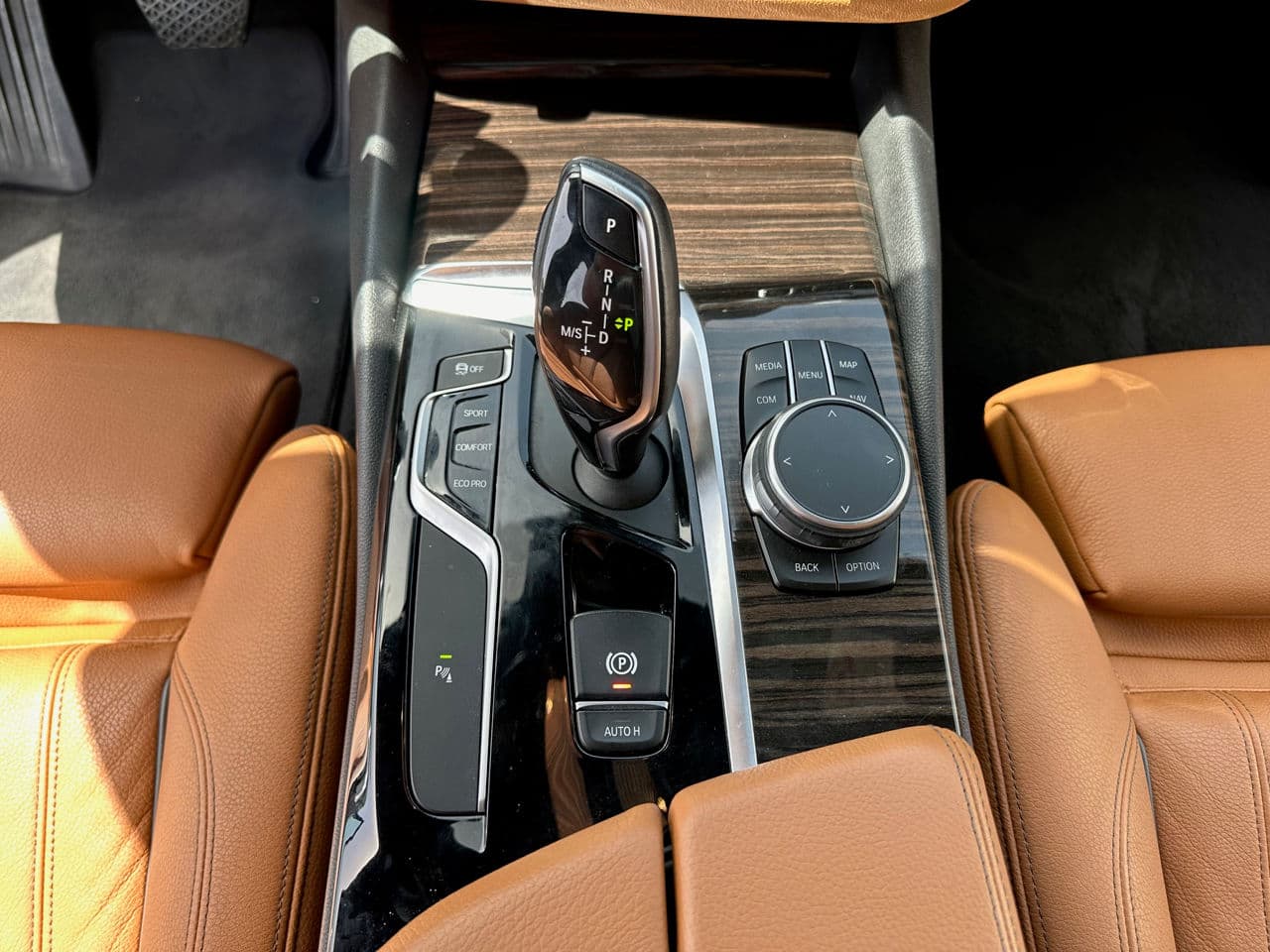 BMW 520 2018 — Миниатюра 19