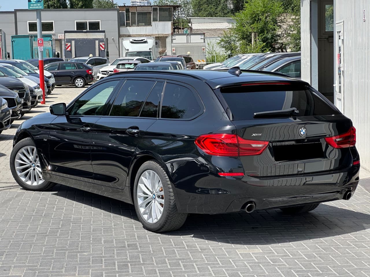 BMW 520 2018 — Миниатюра 4
