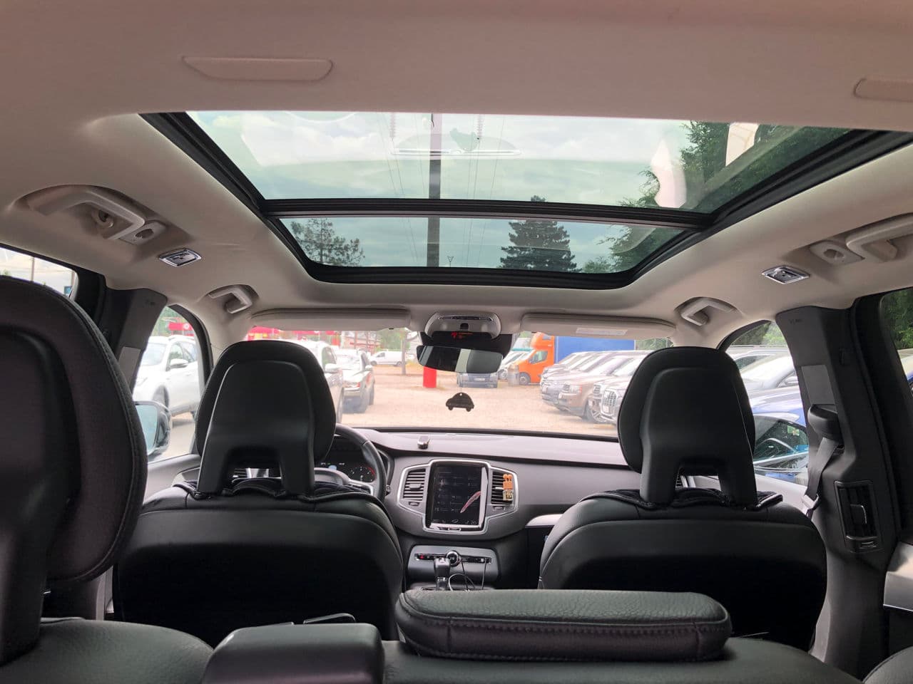 Volvo XC 90 2017 — Миниатюра 9