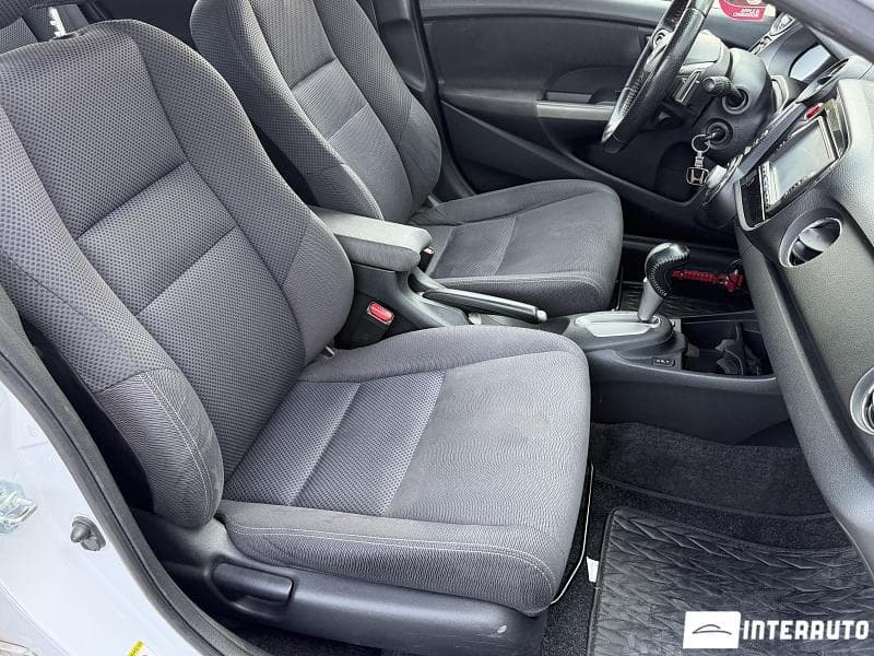 2011 Honda Insight — Miniatură 14