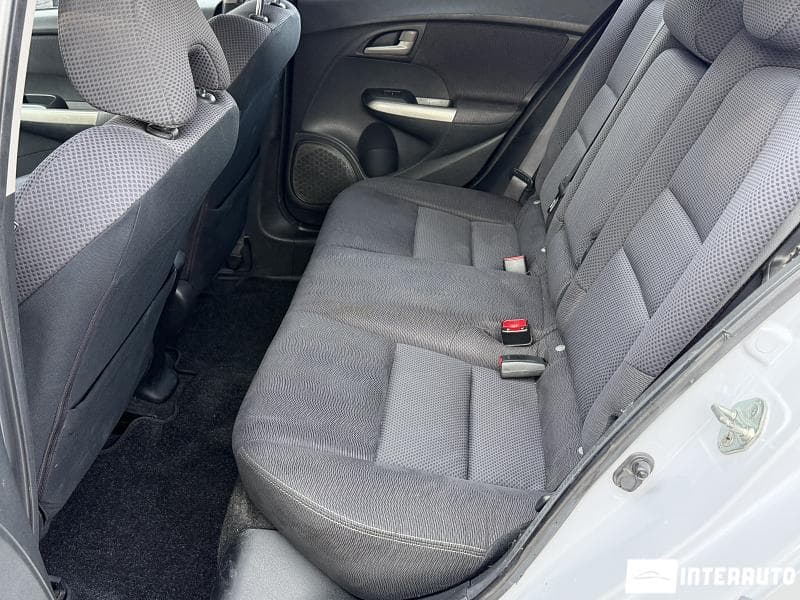 2011 Honda Insight — Miniatură 15