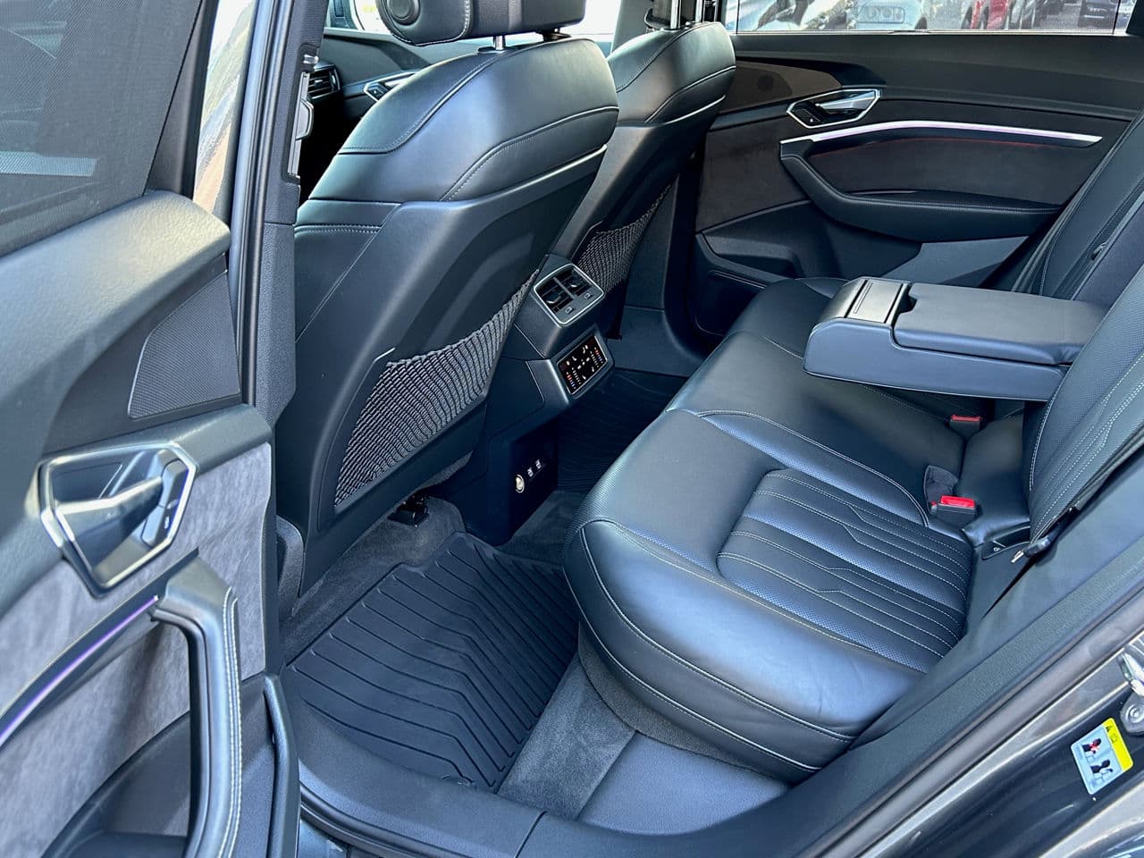 Audi E-tron 2019 — Миниатюра 20