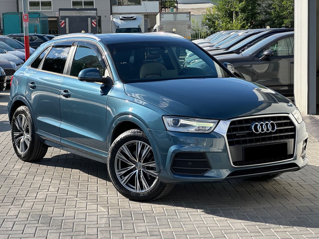 Audi Q3 2017 — Миниатюра 3