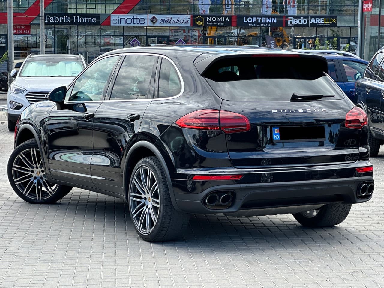 Porsche Cayenne 2014 — Миниатюра 2