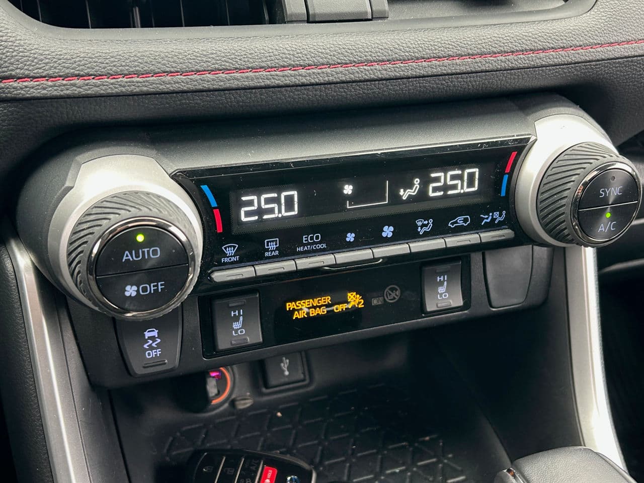 Toyota Rav-4 2021 — Миниатюра 15