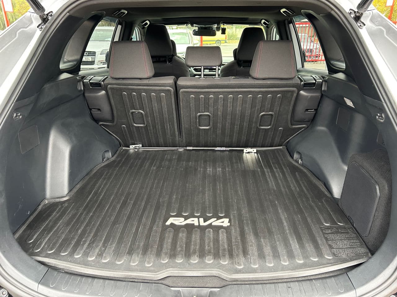 Toyota Rav-4 2021 — Миниатюра 24