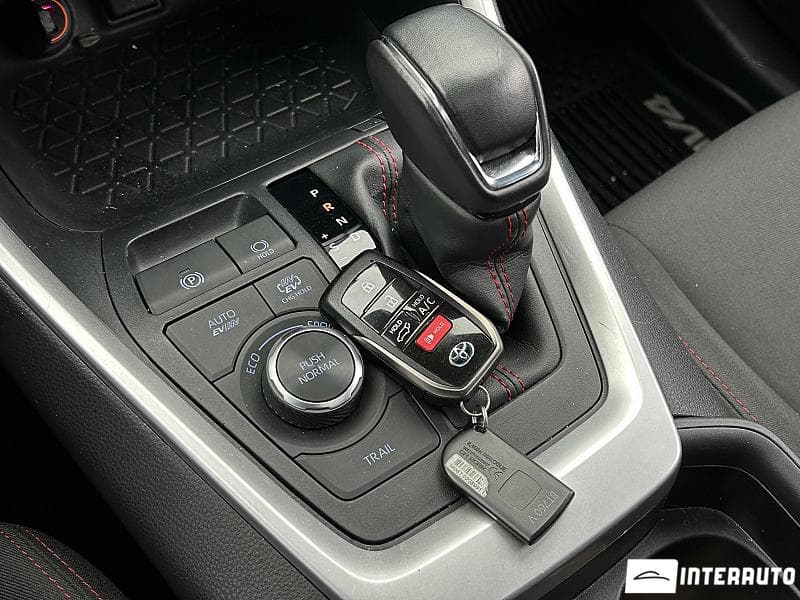 Toyota Rav-4 2021 — Миниатюра 16