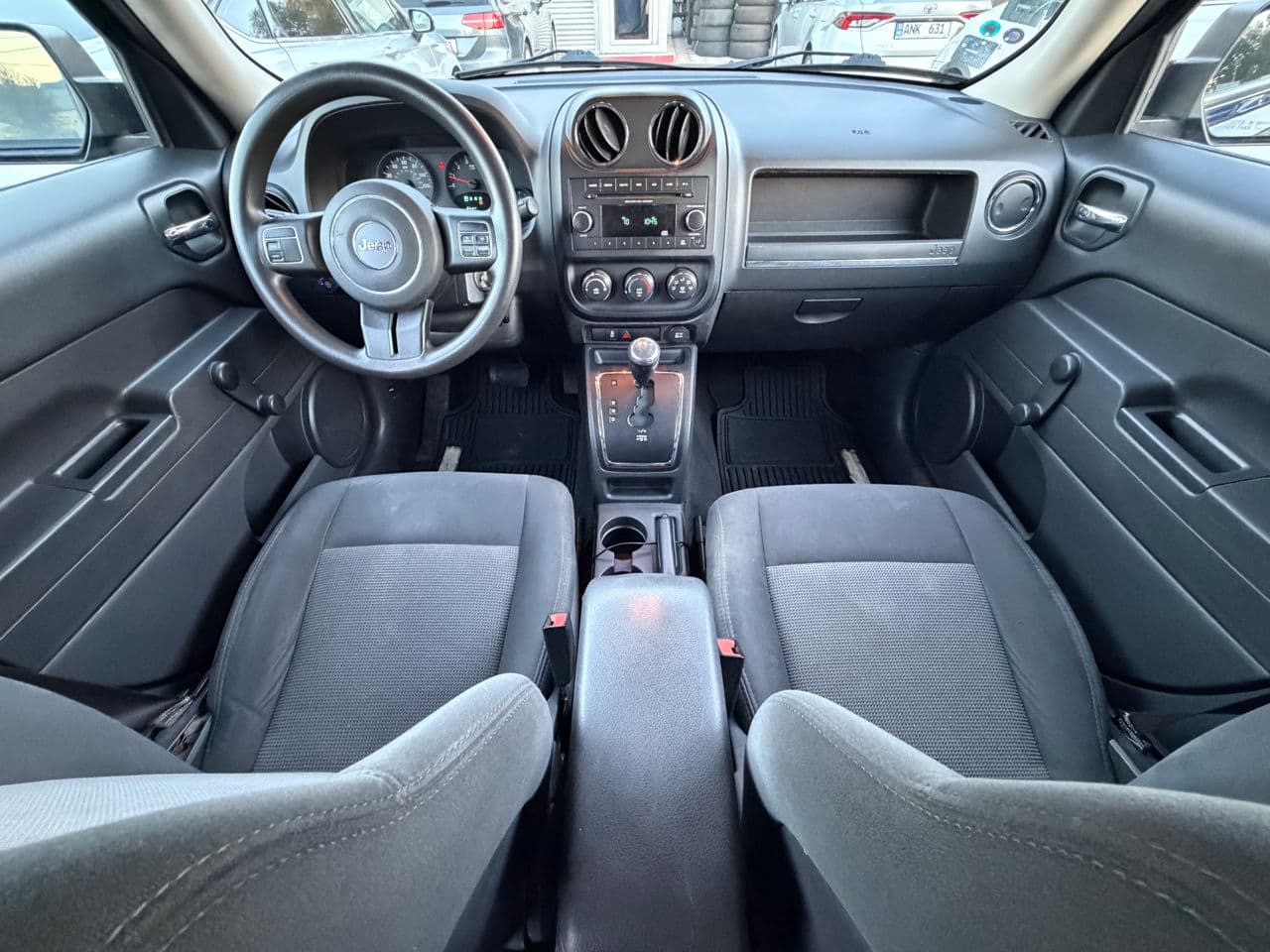Jeep Patriot 2012 — Миниатюра 7