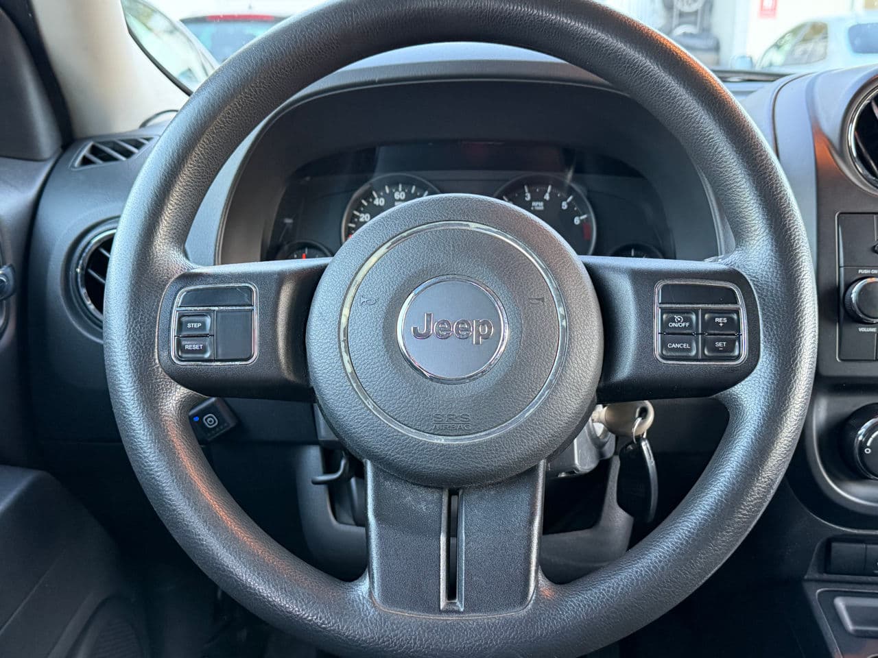 Jeep Patriot 2012 — Миниатюра 8
