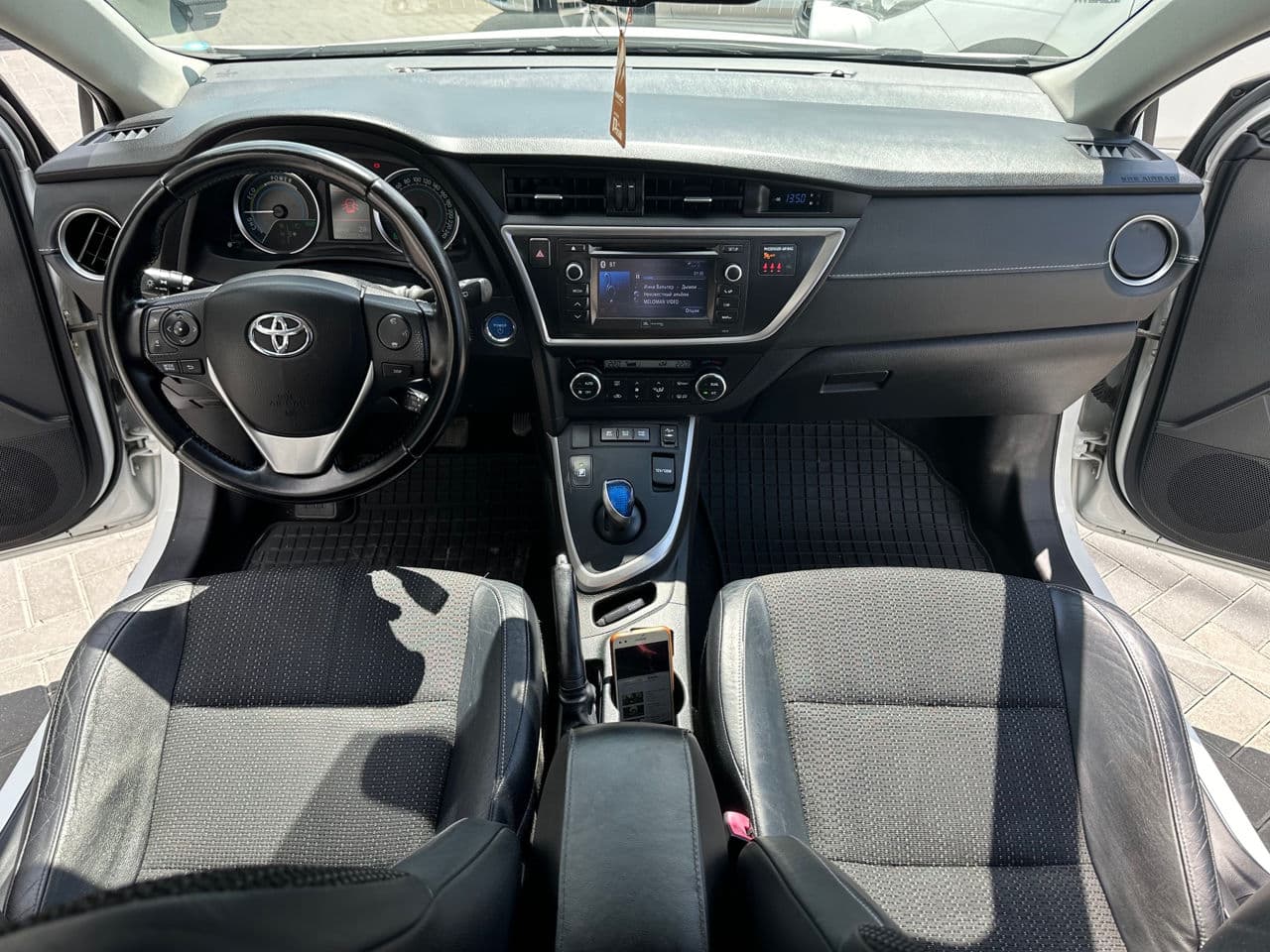 Toyota Auris 2013 — Миниатюра 7
