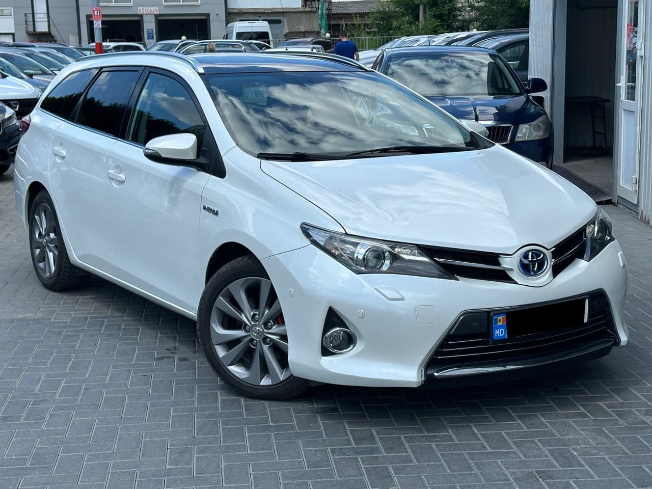 Toyota Auris 2013 — Миниатюра 4