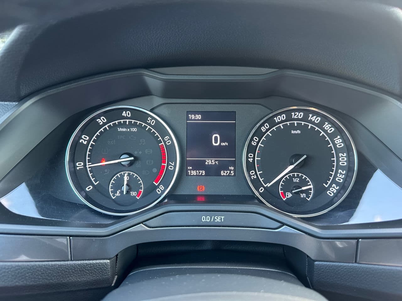 Skoda Superb 2019 — Миниатюра 10