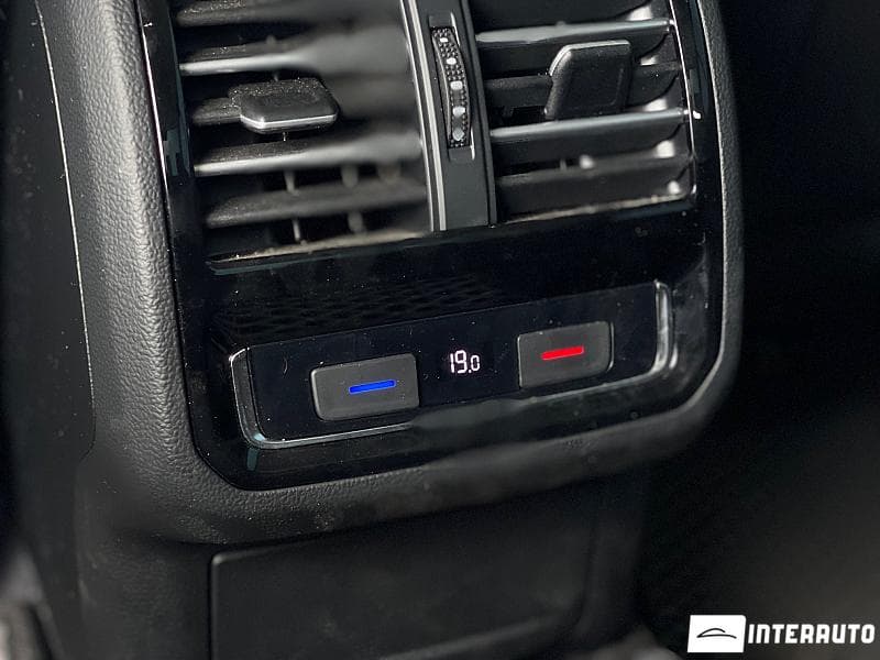 Volkswagen Passat 2016 — Миниатюра 18