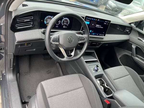 Volkswagen Tiguan 2024 — Миниатюра 7