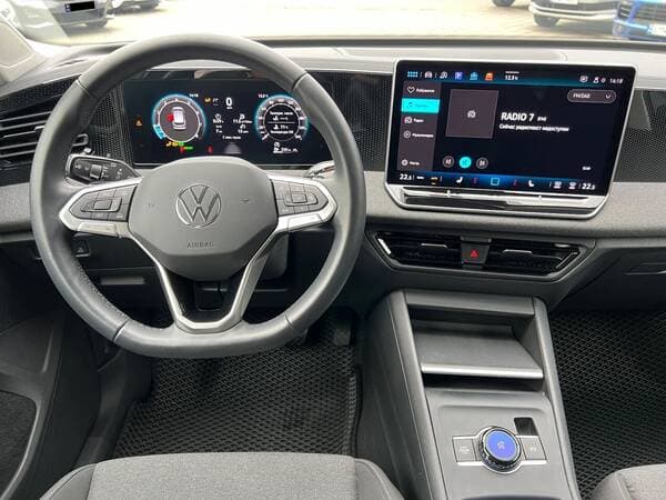 Volkswagen Tiguan 2024 — Миниатюра 9