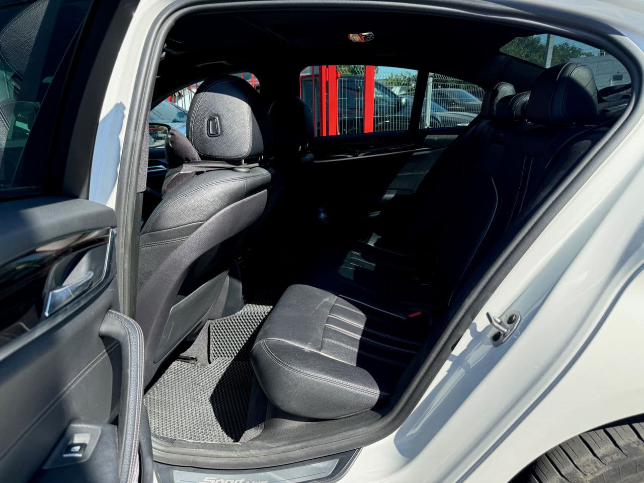 BMW 530 2017 — Миниатюра 15