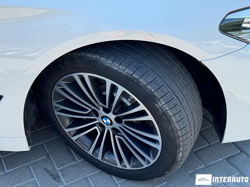 BMW 530 2017 — Миниатюра 6