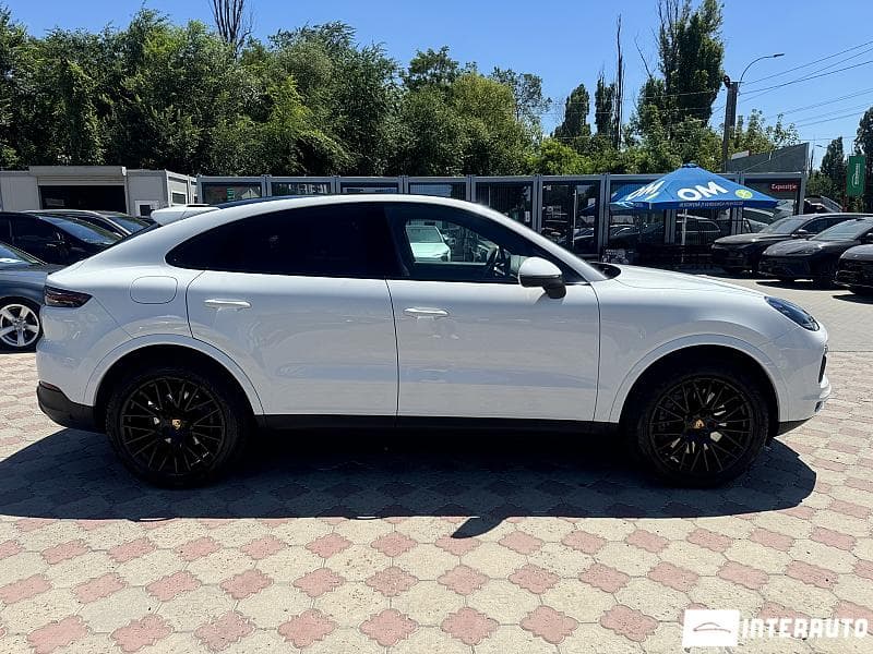 Porsche Cayenne Coupe 2021 — Миниатюра 6