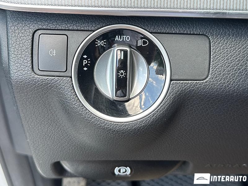 Mercedes E 200 2014 — Миниатюра 11