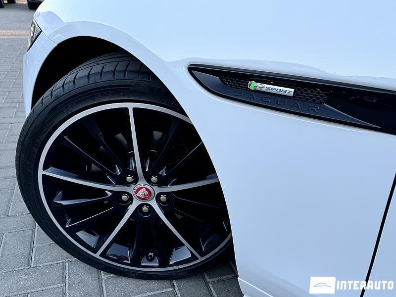 Jaguar XE 2016 — Миниатюра 18