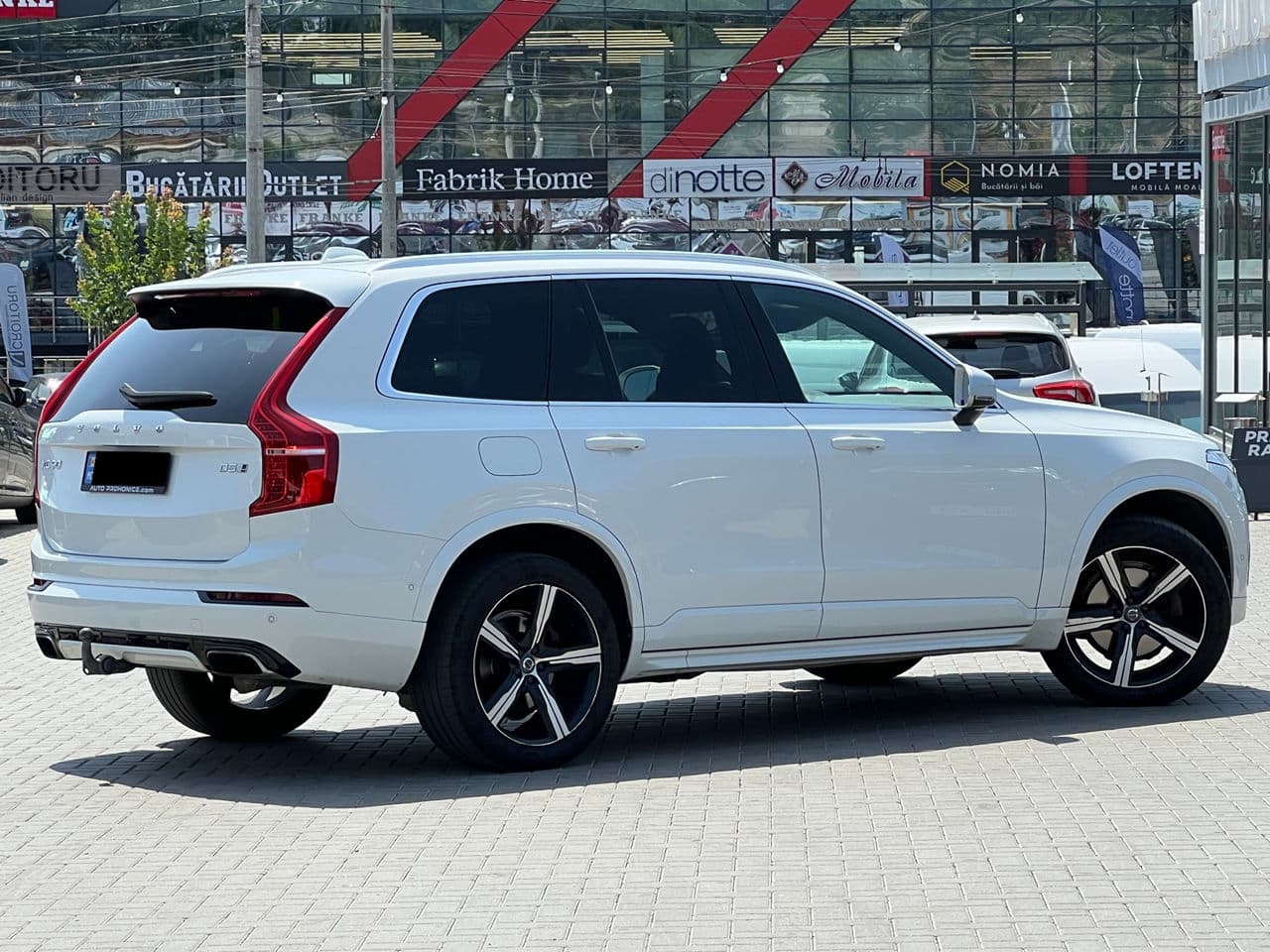 Volvo XC 90 2016 — Миниатюра 3