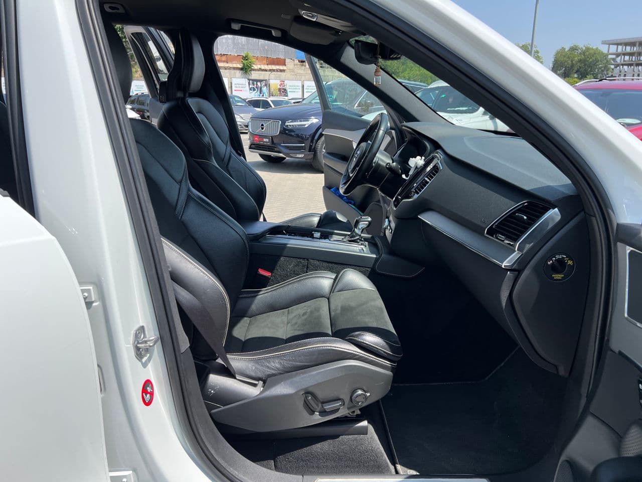 Volvo XC 90 2016 — Миниатюра 14