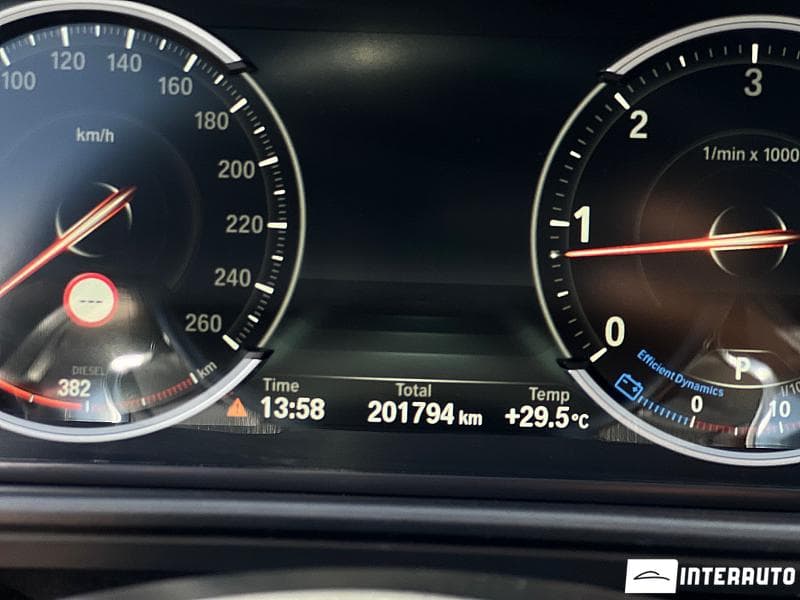 BMW 520 2016 — Миниатюра 10