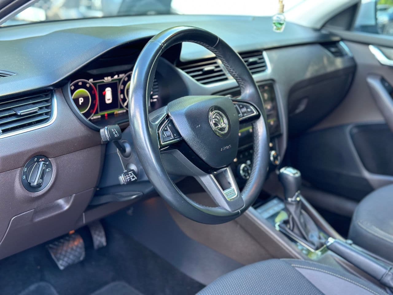Skoda Octavia Scout 2019 — Миниатюра 11